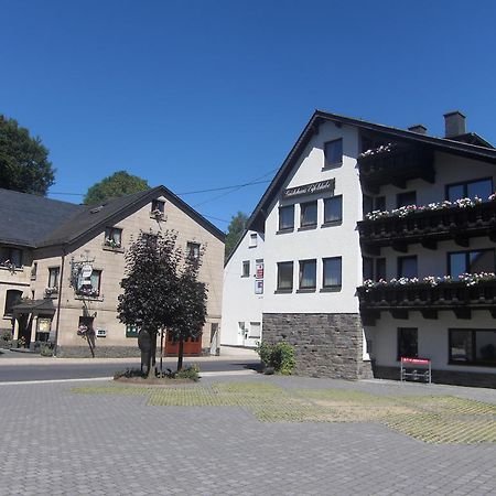 Hotel Restaurant Eifelstube Weibern Bagian luar foto