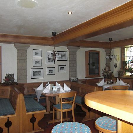 Hotel Restaurant Eifelstube Weibern Bagian luar foto